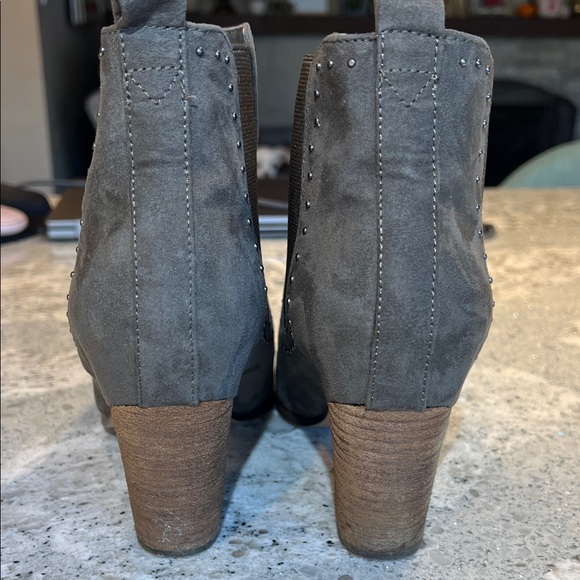 Crown Vintage Crown Vintage Dark Grey Gray Ankle Boots & Booties Size 9 - Picture 5 of 7